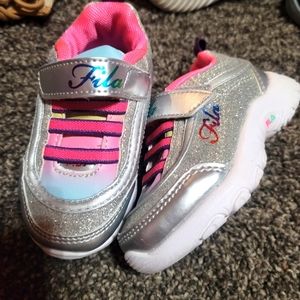 Toddler Fila shoes size 6